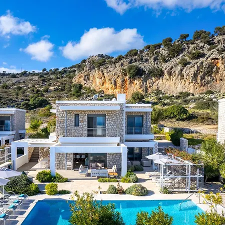 Villa Kokinogremos *